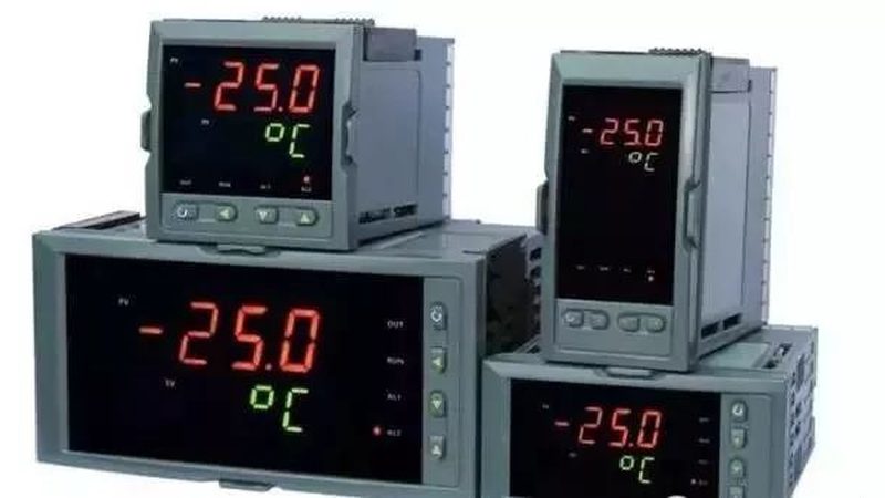 顶装式磁翻板液位计：揭秘其工作原理与应用场景**